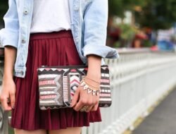 The Best Street Style at the Spring 2022
