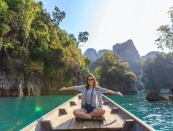 Does Travel sometimes make you feel stupid?