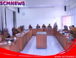 Sekwan DPRD Agam Pimpin Rapat Staf Rutin Setiap Minggu Pertama
