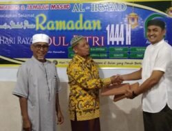 Anggota DPRD Sawahlunto Ronald Kardinal Serahkan Dana Pokir Rp130 Juta ke Mesjid Al Irsyad