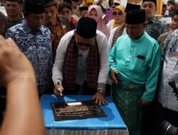 Bupati Solok Epyardi Asda Resmikan Masjid Raya Sulit Air