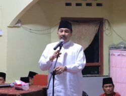 Safari Ramadhan ke Masjid An Nur Pinang Batupang, Benny Utama Serahkan Bantuan
