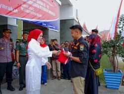 Pencanangan Pembagian 10 Juta Bendera Merah Putih Di Kabupaten Solok Meriah