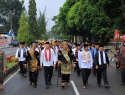 Bupati Sabar AS Memeriahkan Prosesi Balimau Rang Pauah
