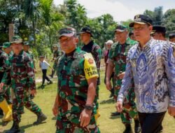 Bupati Sabar AS Dampingi Mayjen Herianto Syahputra Tinjau TMMD Ke-119 di Simpang Tonang