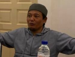 Ketika Agama Menjadi Solusi: Pemikiran Cemerlang Ustaz Syamsudin