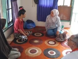 Ketua DPRD kota Sawahlunto Bantu Warga Yang Sakit dan Kurang Mampu