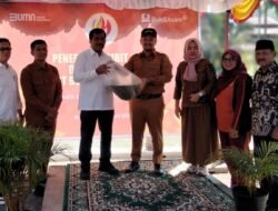 HUT ke.44, PT Bukit Asam Tebar 30 Ribu Bibit Ikan Patin dan Garing di Sawahlunto