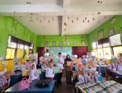 Rayakan Hari Pendidikan Nasional, PLN Icon Plus Beri Dukungan ATK dan Prasarana Kebersihan untuk SDN 112 Pekanbaru