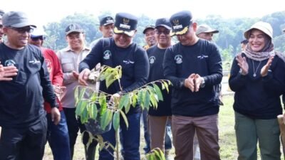 Bupati Welly Suhery: Menanam Pohon Adalah Menanam Harapan untuk Pasaman