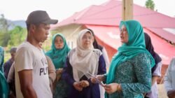 Ketua TP-PKK Kabupaten Solok Resmikan Bantuan Bedah Rumah untuk Korban Banjir Bandang di Nagari Surian