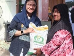 Bupati Annisa dan Bulog Salurkan 278 Ton Beras Bantuan untuk Warga Dharmasraya
