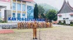 Pemkab Solok Gelar Apel Pagi, Pembina Apel Tekankan Kedisiplinan